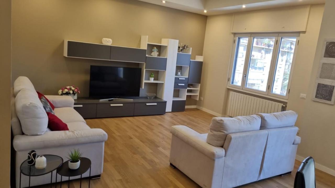 Dudi Apartment Палермо Екстериор снимка